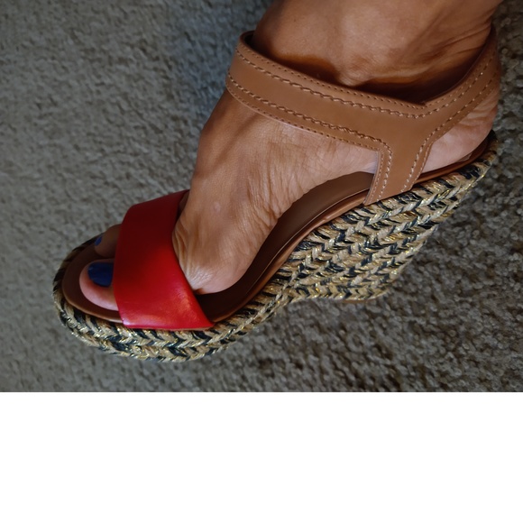 JUST FAB RED & TAN WEDGE SANDALS  - SIZE 7 - VERY CUTE - Picture 3 of 8